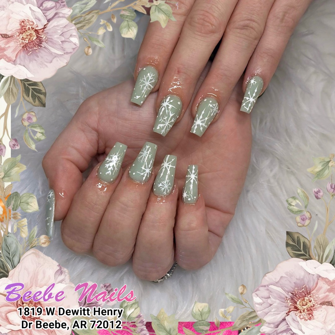 Beebe Nails